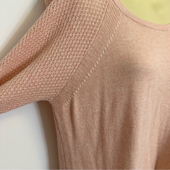 LOFT Light Pink Long Sleeve Knit Sweater size M - Picture 6 of 8
